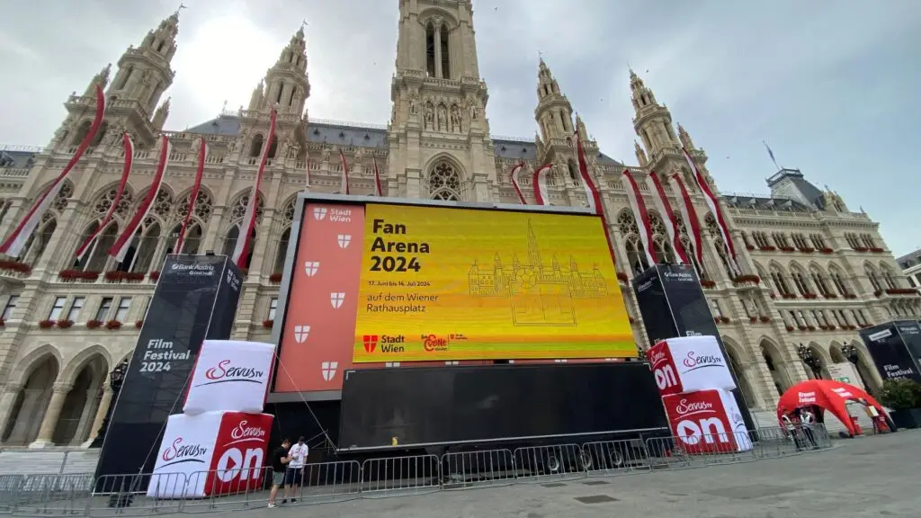 Vi2Mi Projekt Fan Arena Rathausplatz